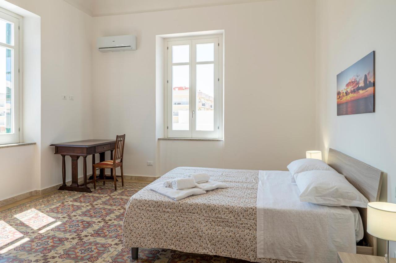 Le Case Di Franca Trapani Extérieur photo